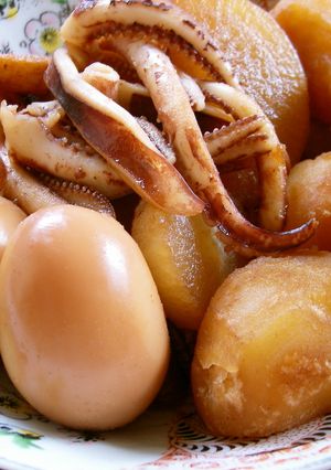 簡単煮物!イカ大根+卵+旬の野菜も加えて-レシピのメイン写真