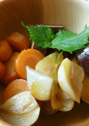 さつまいもと人参のにんにく煮-レシピのメイン写真
