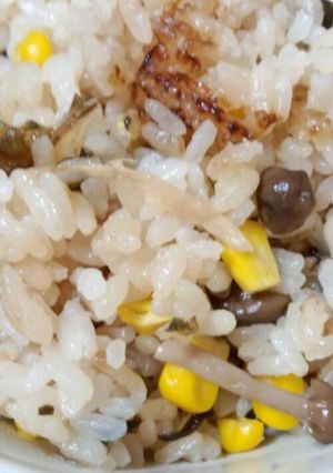 具だくさん☆しめじ☆ご飯～バターが香る～-レシピのメイン写真
