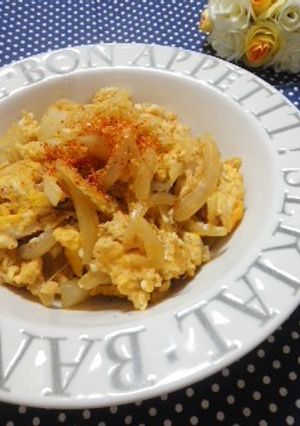 簡単激安☆玉ねぎと卵の味噌仕立て-レシピのメイン写真