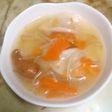 野菜たっぷりワンタンスープ
