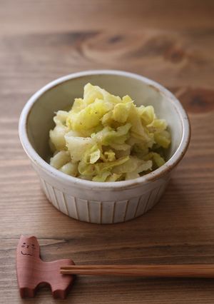 胡麻たっぷりキャベツの酢の物-レシピのメイン写真