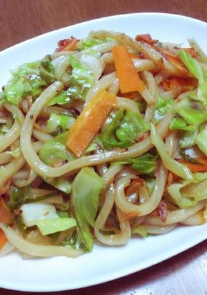 シンプルすぎる焼きうどん-レシピのメイン写真