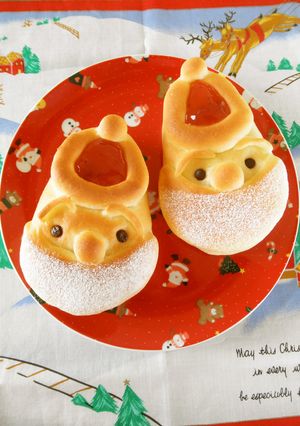 クリスマス☆サンタクロースのパン-レシピのメイン写真