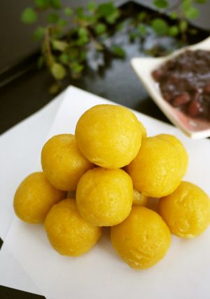 かぼちゃ入り♪　黄色い月見団子❀-レシピのメイン写真