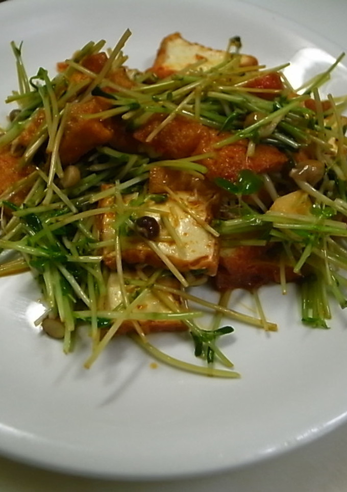 豆苗と厚揚げの豆板醤炒め-レシピのメイン写真
