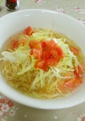 夏のさっぱりサラダ塩ラーメンインスタント-レシピのメイン写真