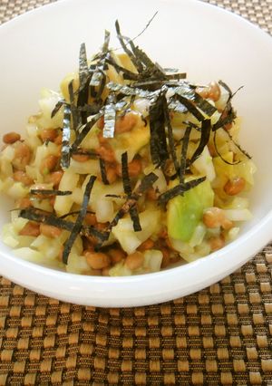 美肌納豆アボカド玉ねぎ　混ぜるだけ-レシピのメイン写真
