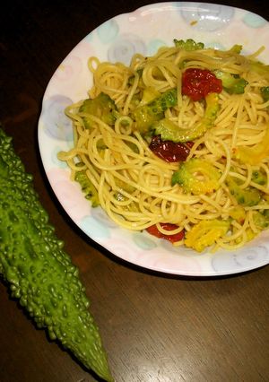 ゴーヤとドライトマトのパスタ-レシピのメイン写真