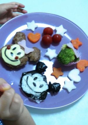 ミッキーミニープレート（4歳お誕生日）-レシピのメイン写真