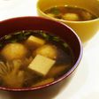 肉団子と舞茸と高野豆腐のお吸い物