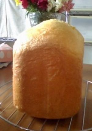 ホームベーカリーでブリオッシュ風食パン-レシピのメイン写真