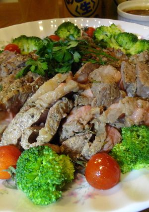 安いお肉を塩麹で美味しくローストビーフ♪-レシピのメイン写真
