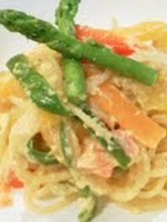 緑黄色野菜カルボナーラ風スパゲティー-レシピのメイン写真