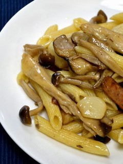 キノコ盛りだくさんのパスタ-レシピのメイン写真