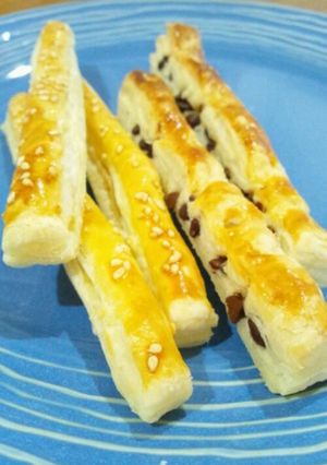 簡単☆スティックパイ♪チョコ&ごまチーズ-レシピのメイン写真