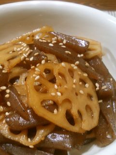ヘルシー♪レンコンとコンニャクのきんぴら-レシピのメイン写真