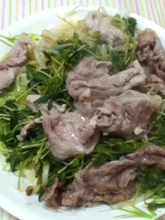 豚肉&豆苗&野菜たっぷりレンジ蒸し-レシピのメイン写真