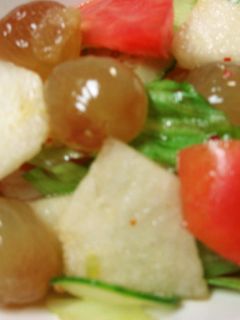 梨とぶどうサラダ柚子胡椒ドレッシングで-レシピのメイン写真