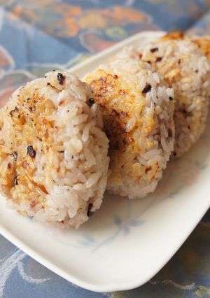 もちもち♪甘辛焼きおにぎり-レシピのメイン写真