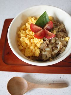 *ツナと卵の二色丼*-レシピのメイン写真