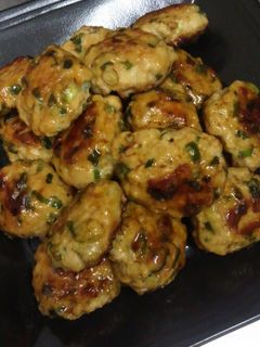 ☆プリプリ☆きのこ入りつくねの照り焼き-レシピのメイン写真
