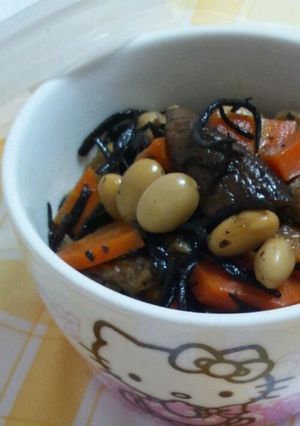 簡単煮物☆おばあちゃんの五目ひじき-レシピのメイン写真