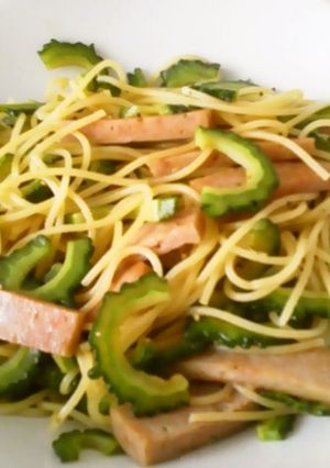ゴーヤとスパムの夏パスタ-レシピのメイン写真