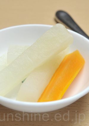 【離乳食 後期】大根と人参のスティック煮-レシピのメイン写真