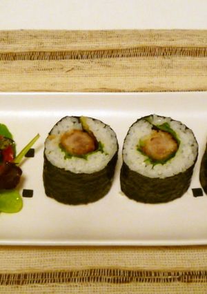 ✿スティックカツとベビーリーフの太巻き✿-レシピのメイン写真