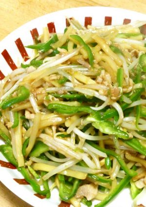 ヘビロテ♡学校給食のチンジャオロースー♬-レシピのメイン写真