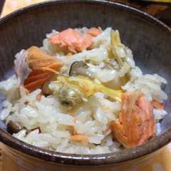 รูปของ あさりと鮭の炊き込みご飯♪