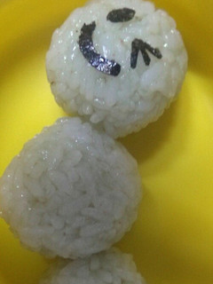 キャラ弁■イモムシご飯-レシピのメイン写真