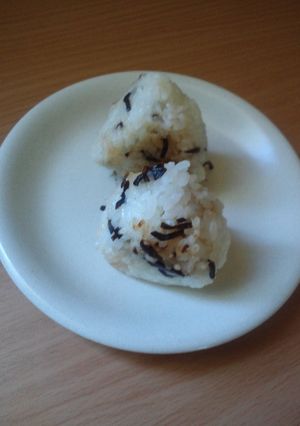 塩昆布焼きおにぎり-レシピのメイン写真