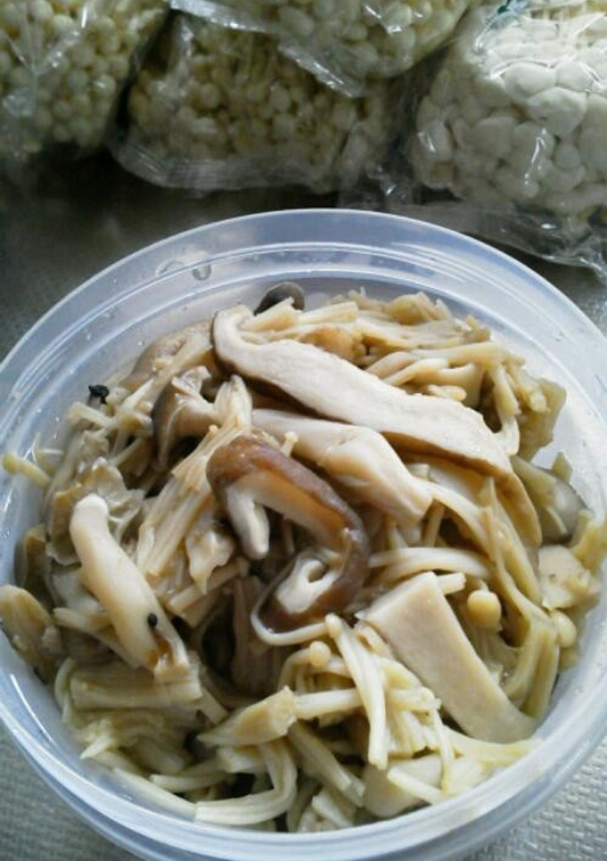秋の保存食～きのこのしょうゆ麹漬け-レシピのメイン写真