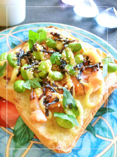 鮭と塩昆布の大葉・梅わさび風味トースト-レシピのメイン写真