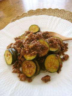 ズッキーニとひき肉の甜麺醤炒め。-レシピのメイン写真