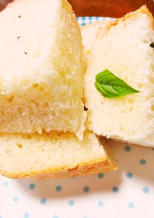 畑のバジルでＨＢ食パン-レシピのメイン写真