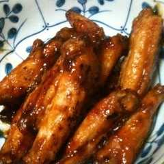 รูปของ 手羽先の照り煮♪簡単甘辛ダレ