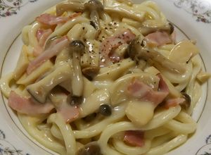 ひとりランチに♪きのこクリームうどん-レシピのメイン写真