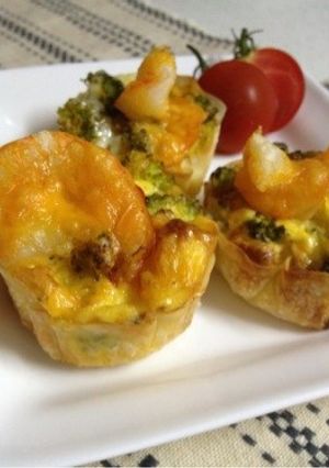 餃子の皮でエビのプチキッシュ-レシピのメイン写真