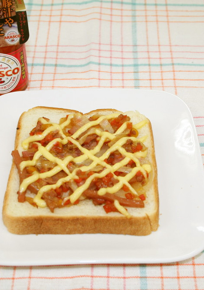 焼飯の素で驚きのピザトースト!!-レシピのメイン写真