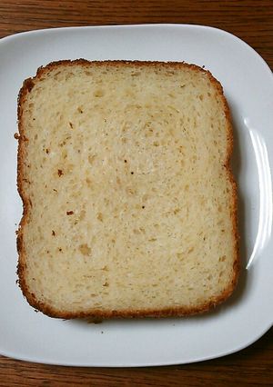HBでチーズだらけのごはん食パン-レシピのメイン写真