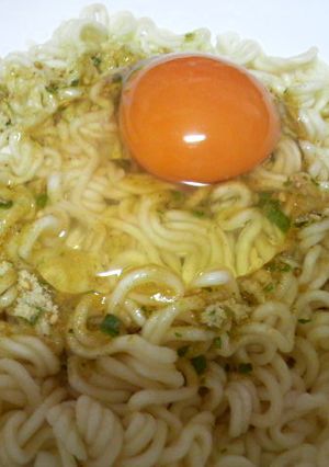 アカン飯　釜玉インスタントらーめん-レシピのメイン写真