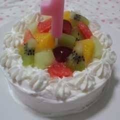 รูปของ 秋生まれの1歳のお誕生日ケーキ