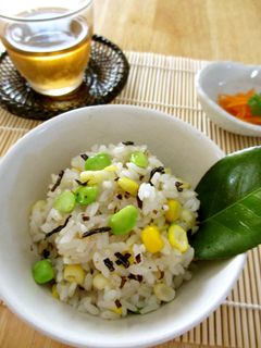 *トウモロコシと枝豆の炊き込みご飯*-レシピのメイン写真