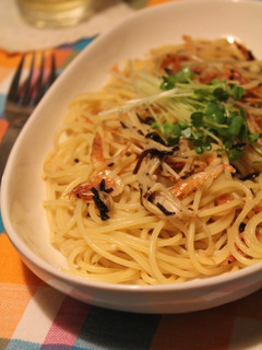 塩昆布で桜えびとエノキのスパゲッティー-レシピのメイン写真
