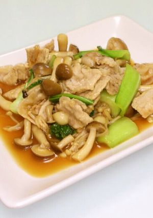 豚肉とチンゲン菜のきのこたっぷり炒め-レシピのメイン写真