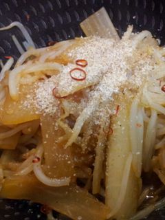 簡単すぎ☆癖になる大根ともやし炒め☆-レシピのメイン写真