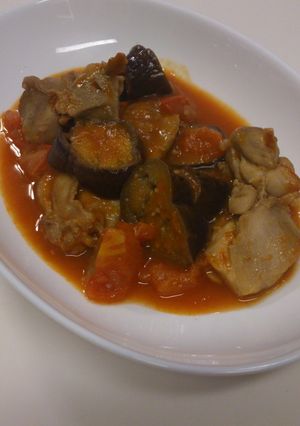 とりの煮込みwithフレッシュトマト-レシピのメイン写真